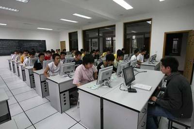 邯鄲UG編程軟件培訓(xùn)周期與工廠手把手教學(xué)模式解析